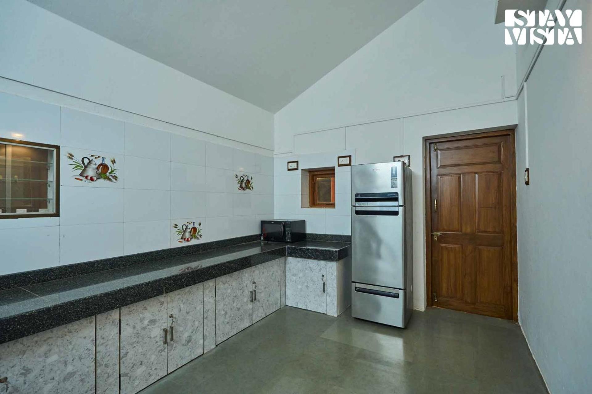Stayvista At Cliffhanger Solitude With Balcony, Lawn Colhapur Exterior foto