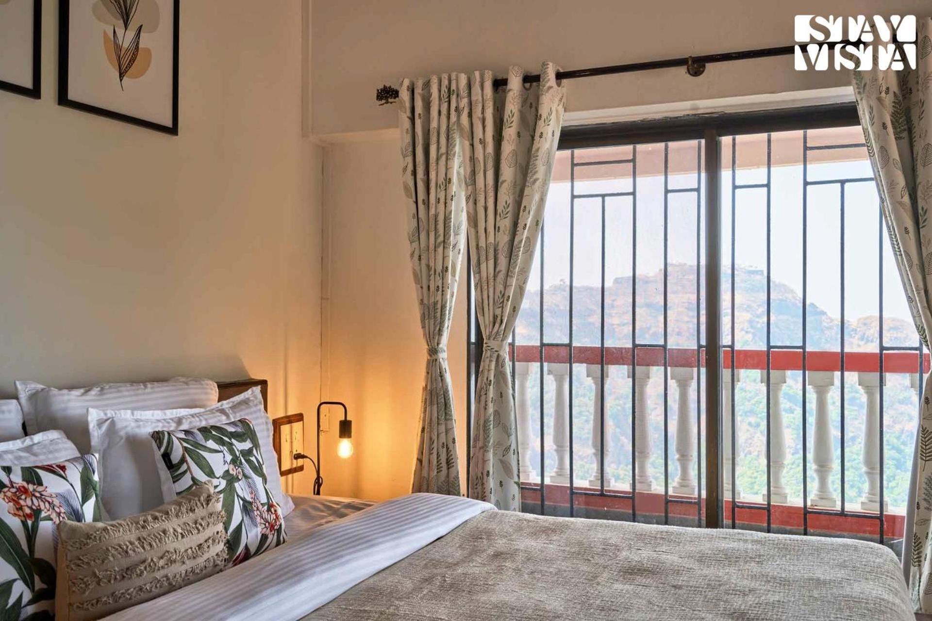 Stayvista At Cliffhanger Solitude With Balcony, Lawn Colhapur Exterior foto